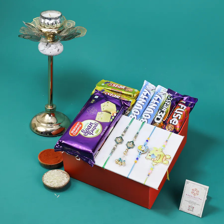 Family Love Rakhi Gift Box